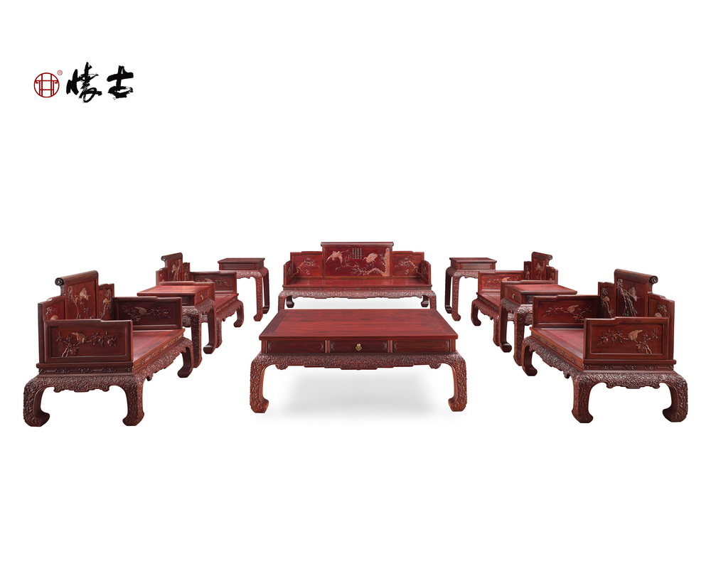 盛載千秋沙發(fā)